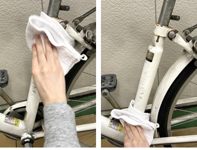 拭き取って汚れを落としているところ