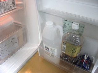 微酸性電解水を冷蔵･遮光･密閉で保管